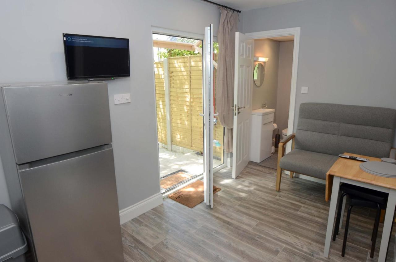 Tawny Lodge Westport Esterno foto