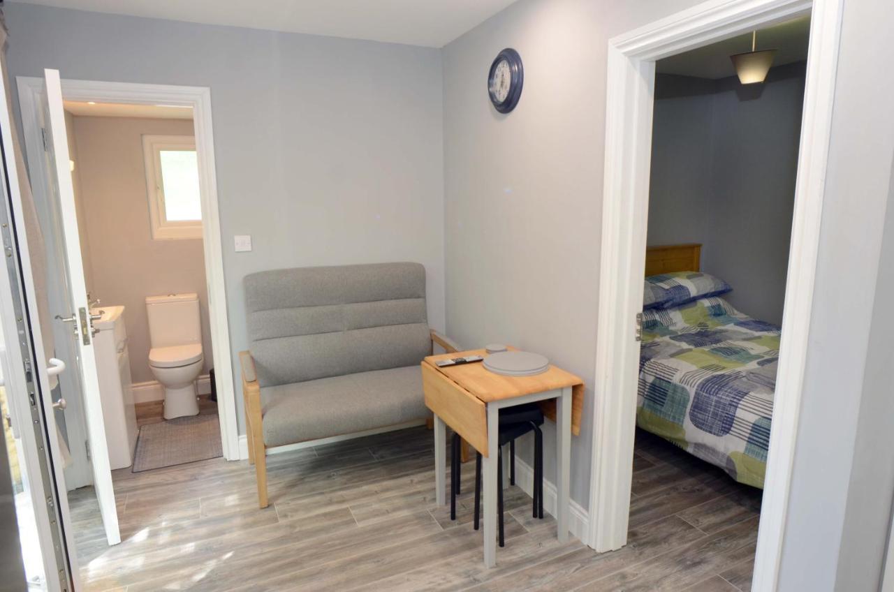 Tawny Lodge Westport Esterno foto