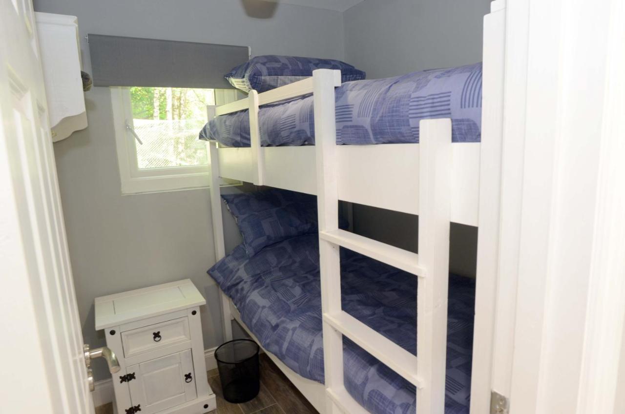Tawny Lodge Westport Esterno foto